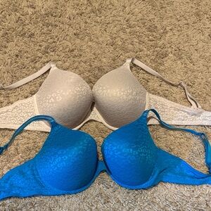 Women’s bras